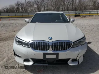 2019 BMW 3 Series 330i with VIN WBA5R1C50KAK07877, listed as a Copart auction lot 49042465 with 60,689 mi miles and Salvage Title. Bid and sale history available at carsss.com. Image 5.