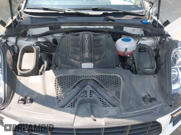 2018 Porsche Macan S with VIN WP1AB2A50JLB33909, listed as a IAAI auction lot 42392836 with 89,328 mi miles and . Bid and sale history available at DreamBid. Image 10.