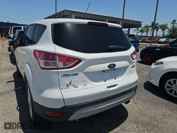 2014 Ford Escape SE с VIN 1FMCU0GX9EUE01742, выставлен на аукционе IAAI как лот 42455907 с пробегом 95 843 миль миль и . История ставок и продаж доступна на DreamBid. Изображение 1.