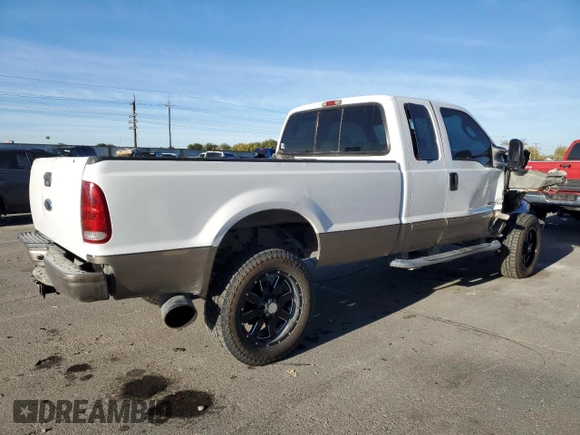 2003 Ford Super Duty F-250 XL with VIN 1FTNX21F13EA76107, listed as a Copart auction lot 76570354 with 0 mi miles and Salvage Title. Bid and sale history available at carsss.com. Image 3.
