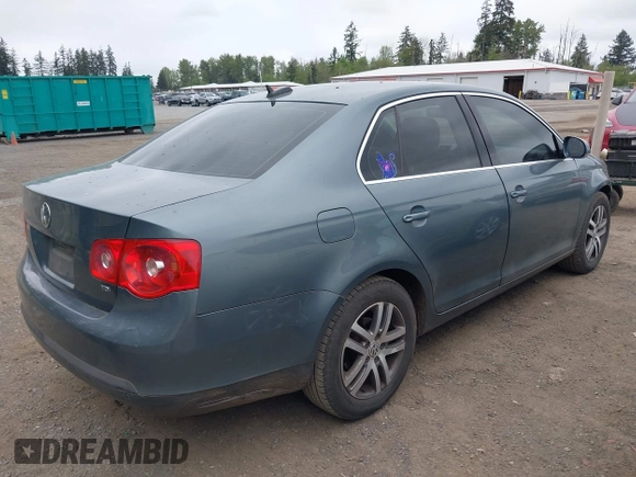 2006 Volkswagen Jetta 1.9L TDI with VIN 3VWST71K26M720752, listed as a IAAI auction lot 42266404 with 127,869 mi miles and . Bid and sale history available at DreamBid. Image 4.