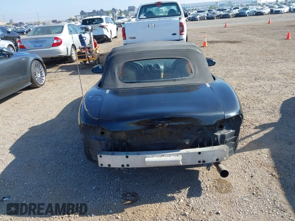 2001 Mazda MX-5 Miata z VIN JM1NB353X10201894, wystawiony jako IAAI lot #42489270 z przebiegiem 207 490 mil mil oraz . Historia ofert i sprzedaży dostępna na DreamBid. Obrazek 17.