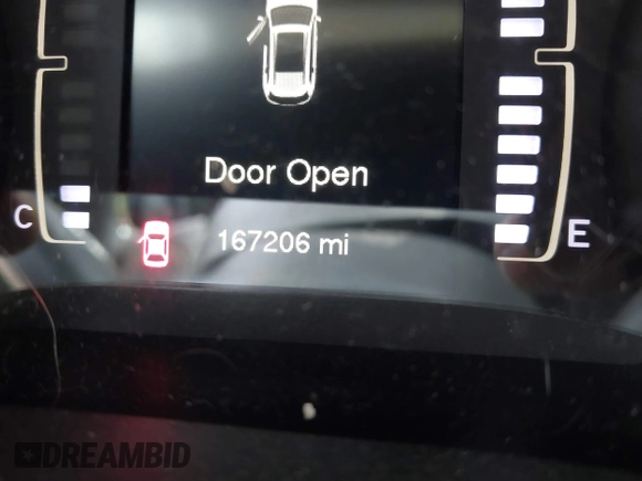 2016 Jeep Cherokee Sport with VIN 1C4PJMAB1GW218412, listed as a IAAI auction lot 41909027 with 167,206 mi miles. Bid and sale history available at carsss.com. Image 16.