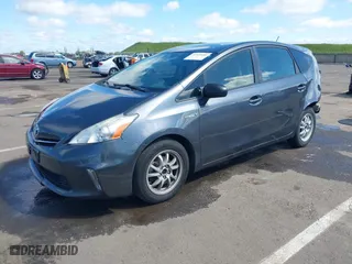 2014 Toyota Prius v Two with VIN JTDZN3EU4E3332759, listed as a IAAI auction lot 41939605 with 115,288 mi miles. Bid and sale history available at carsss.com. Image 18.