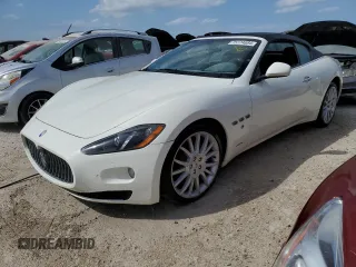 2013 Maserati GranTurismo Convertible Sport with VIN ZAM45MMA9D0070109, listed as a Copart auction lot 75174884 with 0 mi miles and Salvage Title. Bid and sale history available at carsss.com. Image 1.