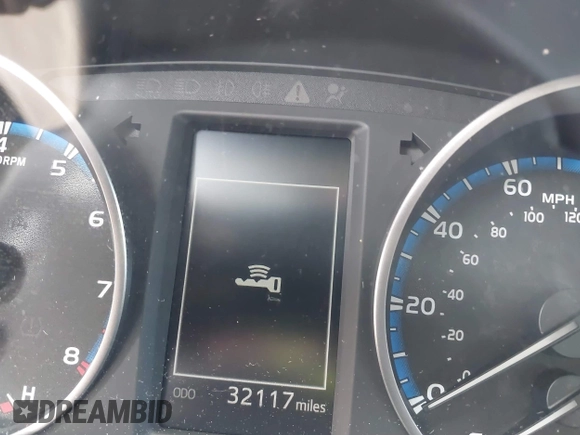 2018 Toyota RAV4 XLE z VIN 2T3WFREV2JW501356, wystawiony jako IAAI lot #42087027 z przebiegiem 32 117 mil mil oraz . Historia ofert i sprzedaży dostępna na DreamBid. Obrazek 15.