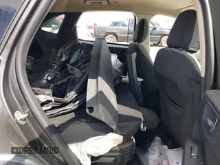 2020 Ford Escape SE z VIN 1FMCU0G61LUB95997, wystawiony jako IAAI lot #42687641 z przebiegiem 80 125 mil mil oraz . Historia ofert i sprzedaży dostępna na DreamBid. Obrazek 8.