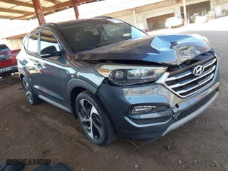 2017 Hyundai Tucson Value with VIN KM8J33A27HU460429, listed as a IAAI auction lot 41681076 with 95,178 mi miles. Bid and sale history available at carsss.com. Image 1.