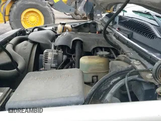 2001 Chevrolet Silverado 1500 LS с VIN 2GCEK19T011406207, выставлен на аукционе IAAI как лот 41931900 с пробегом 367 110 миль миль и . История ставок и продаж доступна на DreamBid. Изображение 12.