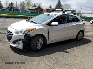 2013 Hyundai Elantra с VIN KMHD35LE2DU102942, выставлен на аукционе Copart как лот 54381795 с пробегом 176 155 миль миль и На запчасти • Non repairable. История ставок и продаж доступна на DreamBid. Изображение 1.