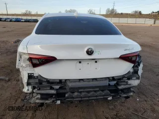 2017 Alfa Romeo Giulia with VIN ZARFAEBN0H7551521, listed as a Copart auction lot 81838884 with 0 mi miles and Salvage Title. Bid and sale history available at carsss.com. Image 6.