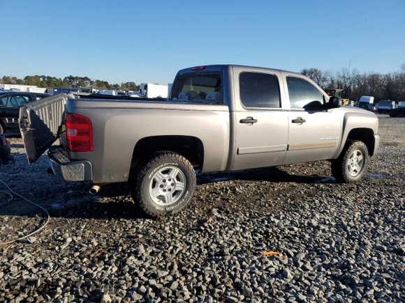 2007 Chevrolet Silverado 1500 LT w/1LT with VIN 2GCEC13J771554139, listed as a Copart auction lot 89317805 with 232,226 mi miles and Salvage Title. Bid and sale history available at carsss.com. Image 3.