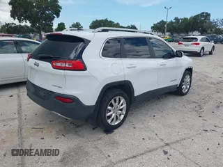 2017 Jeep Cherokee Limited z VIN 1C4PJLDB8HW596380, wystawiony jako IAAI lot #42607357 z przebiegiem 33 407 mil mil oraz . Historia ofert i sprzedaży dostępna na DreamBid. Obrazek 4.