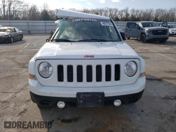 2014 Jeep Patriot Latitude with VIN 1C4NJRFB4ED892754, listed as a Copart auction lot 46517945 with 161,042 mi miles and Salvage title. Bid and sale history available at DreamBid. Image 5.