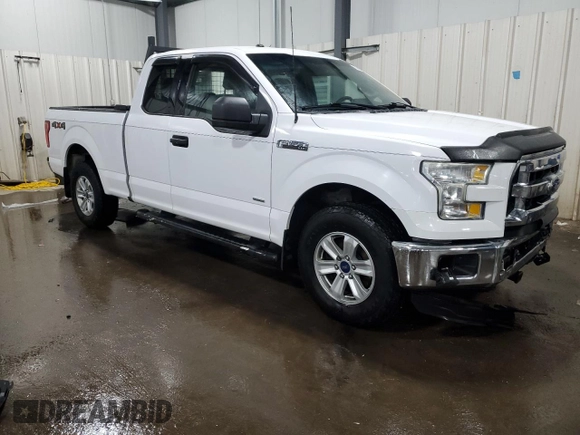 2016 Ford F-150 XLT with VIN 1FTEX1EP3GKF36338, listed as a Copart auction lot 45600105 with 131,794 mi miles and Salvage Title. Bid and sale history available at carsss.com. Image 4.