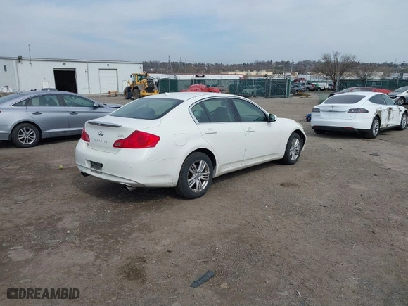2012 Infiniti G37 Sedan x with VIN JN1CV6AR7CM971706, listed as a IAAI auction lot 41816874 with 218,511 mi miles. Bid and sale history available at carsss.com. Image 4.