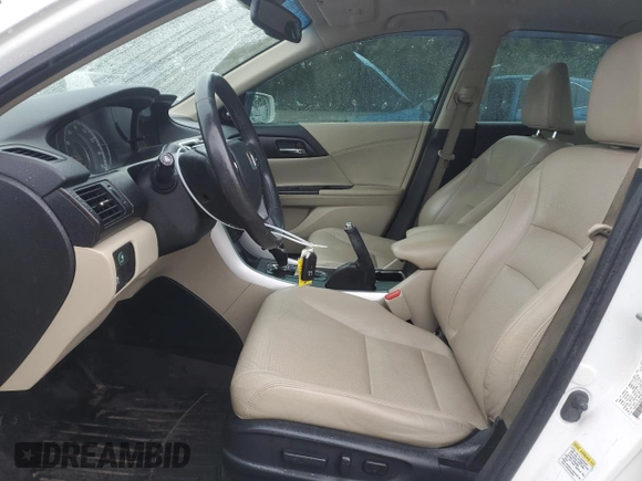 2013 Honda Accord Touring with VIN 1HGCR3F95DA026072, listed as a Copart auction lot 60533505 with 183,784 mi miles and Salvage title. Bid and sale history available at DreamBid. Image 7.