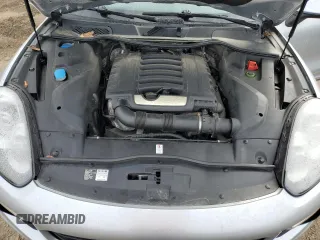 2016 Porsche Cayenne with VIN WP1AA2A29GKA38322, listed as a Copart auction lot 51913385 with 226,197 mi miles and Salvage Title. Bid and sale history available at carsss.com. Image 12.