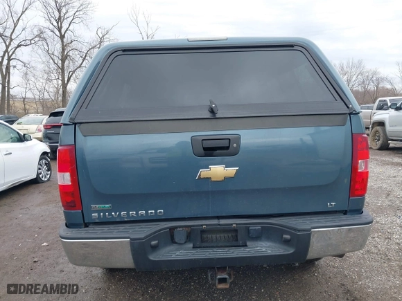 2010 Chevrolet Silverado 1500 LT with VIN 1GCSKSE37AZ193956, listed as a IAAI auction lot 41737357 with 127,762 mi miles. Bid and sale history available at carsss.com. Image 16.