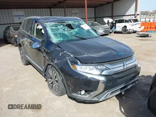 2019 Mitsubishi Outlander ES with VIN JA4AZ3A3XKZ041541, listed as a IAAI auction lot 41826586 with 104,484 mi miles and . Bid and sale history available at DreamBid. Image 1.
