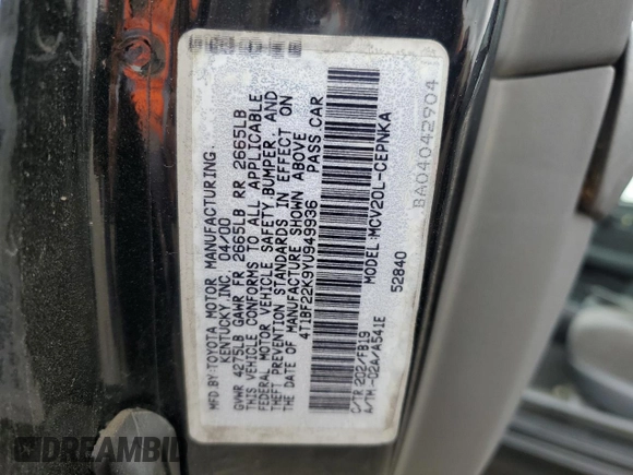 2000 Toyota Camry LE z VIN 4T1BF22K9YU949936, wystawiony jako Copart lot #54782815 z przebiegiem 239 139 mil mil oraz Szkoda całkowita • Salvage title. Historia ofert i sprzedaży dostępna na DreamBid. Obrazek 12.