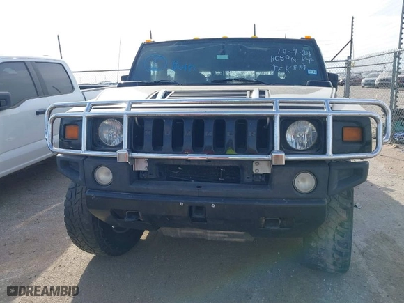 2007 Hummer H2 SUT with VIN 5GRGN22U97H111474, listed as a IAAI auction lot 41285467 with NaN miles. Bid and sale history available at carsss.com. Image 12.