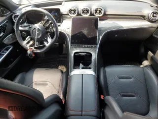 2023 Mercedes-Benz C 43 AMG z VIN W1KAF8HB5PR115101, wystawiony jako Copart lot #53560305 z przebiegiem 13 488 mil mil oraz Szkoda całkowita • Salvage title. Historia ofert i sprzedaży dostępna na DreamBid. Obrazek 8.