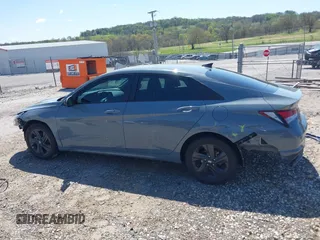2022 Hyundai Elantra SEL z VIN KMHLM4AG5NU365970, wystawiony jako IAAI lot #42008183 z przebiegiem 62 332 mil mil oraz . Historia ofert i sprzedaży dostępna na DreamBid. Obrazek 15.