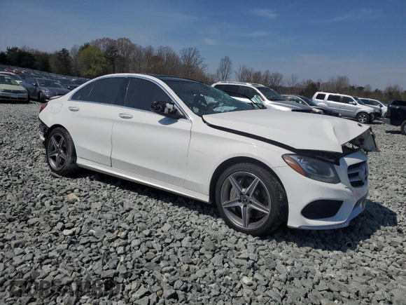 2018 Mercedes-Benz C 300 with VIN 55SWF4JB5JU240811, listed as a Copart auction lot 51040005 with Not provided miles and Salvage title. Bid and sale history available at DreamBid. Image 4.