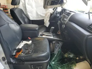 2011 Toyota 4Runner SR5 with VIN JTEZU5JR6B5032622, listed as a Copart auction lot 62197375 with Not provided miles and Salvage title. Bid and sale history available at DreamBid. Image 7.