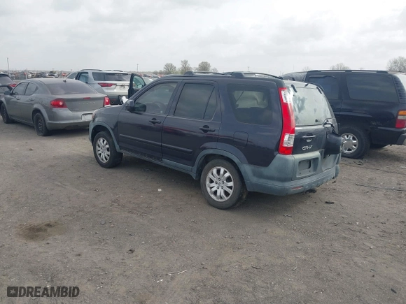 2006 Honda CR-V EX with VIN JHLRD78886C013944, listed as a IAAI auction lot 41814174 with 295,689 mi miles. Bid and sale history available at carsss.com. Image 3.