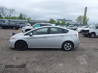 2015 Toyota Prius Four with VIN JTDKN3DU8F0426360, listed as a IAAI auction lot 42081419 with 147,748 mi miles. Bid and sale history available at carsss.com. Image 14.