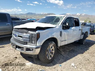 2018 Ford F-250 XL with VIN 1FT7W2BT1JEB15906, listed as a Copart auction lot 56010775 with 235,096 mi miles and Salvage title. Bid and sale history available at DreamBid. Image 1.