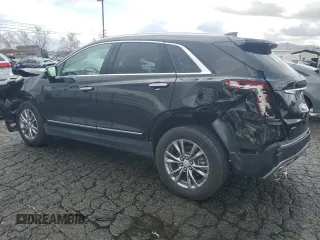 2023 Cadillac XT5 AWD Premium Luxury z VIN 1GYKNDRS6PZ144478, wystawiony jako Copart lot #45291295 z przebiegiem 45 910 mil mil oraz Nie do naprawy. Historia ofert i sprzedaży dostępna na DreamBid. Obrazek 2.