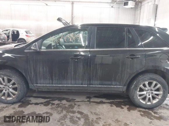 2013 Ford Edge Limited with VIN 2FMDK4KC0DBA27533, listed as a IAAI auction lot 41600189 with 136,177 mi miles. Bid and sale history available at carsss.com. Image 14.