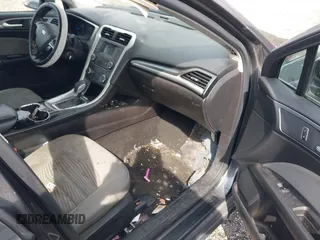2016 Ford Fusion S z VIN 3FA6P0G79GR152156, wystawiony jako IAAI lot #41958709 z przebiegiem 204 668 mil mil oraz . Historia ofert i sprzedaży dostępna na DreamBid. Obrazek 5.