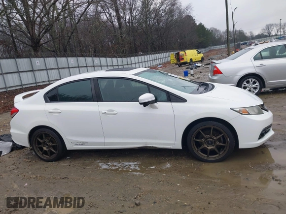 2015 Honda Civic Sedan Si with VIN 2HGFB6E58FH707610, listed as a IAAI auction lot 41420340 with 100,122 mi miles. Bid and sale history available at carsss.com. Image 13.