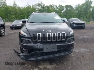 2016 Jeep Cherokee Latitude with VIN 1C4PJMCS6GW221075, listed as a IAAI auction lot 42259107 with 115,912 mi miles and . Bid and sale history available at DreamBid. Image 12.