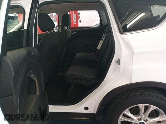 2017 Ford Escape SE z VIN 1FMCU0GD2HUD67783, wystawiony jako IAAI lot #42575794 z przebiegiem 98 188 mil mil oraz . Historia ofert i sprzedaży dostępna na DreamBid. Obrazek 28.