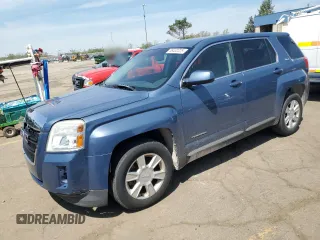 2011 GMC Terrain SLE-1 z VIN 2CTALMEC1B6255132, wystawiony jako Copart lot #55400225 z przebiegiem 104 790 mil mil oraz Czysty tytuł • Clean title. Historia ofert i sprzedaży dostępna na DreamBid. Obrazek 1.