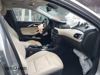 2018 Infiniti QX30 Luxury with VIN SJKCH5CR9JA058968, listed as a IAAI auction lot 41064768 with 64,687 mi miles and . Bid and sale history available at DreamBid. Image 5.