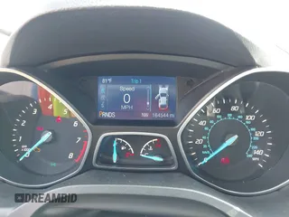 2014 Ford Escape SE z VIN 1FMCU9G95EUE14557, wystawiony jako IAAI lot #42152133 z przebiegiem 164 544 mil mil oraz . Historia ofert i sprzedaży dostępna na DreamBid. Obrazek 7.