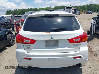 2011 Mitsubishi Outlander SE with VIN JA4AP4AU8BZ012589, listed as a IAAI auction lot 42316134 with 176,450 mi miles and . Bid and sale history available at DreamBid. Image 16.