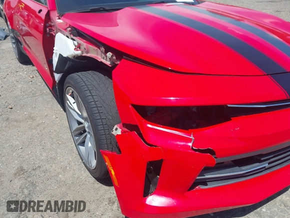 2017 Chevrolet Camaro 1LT z VIN 1G1FB1RS4H0201483, wystawiony jako IAAI lot #42313718 z przebiegiem 84 031 mil mil oraz . Historia ofert i sprzedaży dostępna na DreamBid. Obrazek 19.