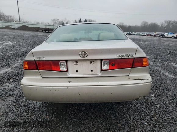 2001 Toyota Camry CE with VIN 4T1BG22K41U781013, listed as a Copart auction lot 43444885 with 183,925 mi miles and Salvage Title. Bid and sale history available at carsss.com. Image 6.