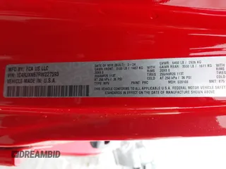 2024 Jeep Wrangler Willys z VIN 1C4RJXN67RW227593, wystawiony jako IAAI lot #41519596 z przebiegiem 7 851 mil mil oraz . Historia ofert i sprzedaży dostępna na DreamBid. Obrazek 9.