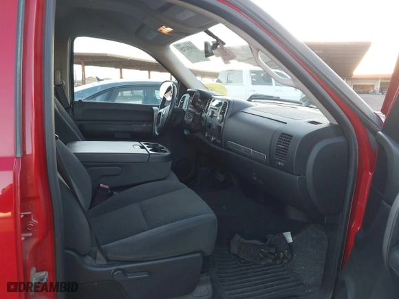 2007 Chevrolet Silverado 1500 LTZ with VIN 2GCEK13M471556251, listed as a IAAI auction lot 41851725 with 197,587 mi miles. Bid and sale history available at carsss.com. Image 5.