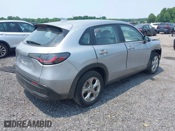 2023 Honda HR-V LX with VIN 3CZRZ1H34PM723904, listed as a IAAI auction lot 42473267 with 18,181 mi miles and . Bid and sale history available at DreamBid. Image 4.