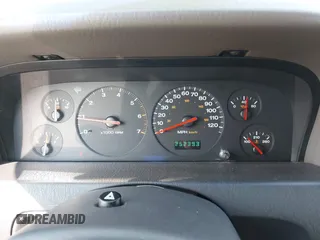 2001 Jeep Grand Cherokee Laredo with VIN 1J4GW48S31C558946, listed as a IAAI auction lot 42384392 with 252,393 mi miles and . Bid and sale history available at DreamBid. Image 7.