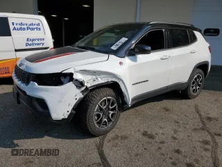 2025 Jeep Compass Trailhawk with VIN 3C4NJDDN8ST522252, listed as a Copart auction lot 60610775 with 12,480 mi miles and Clean title. Bid and sale history available at DreamBid. Image 1.
